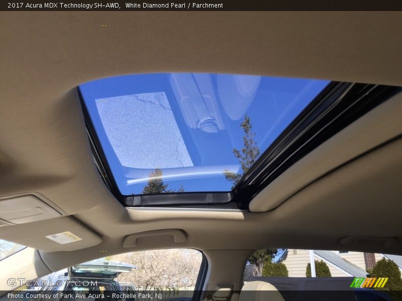 White Diamond Pearl / Parchment 2017 Acura MDX Technology SH-AWD