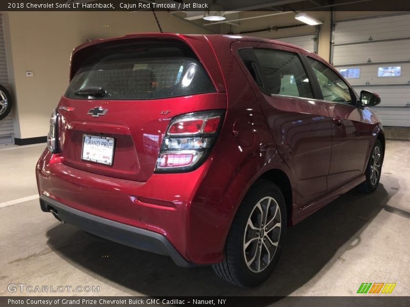 Cajun Red Tintcoat / Jet Black 2018 Chevrolet Sonic LT Hatchback