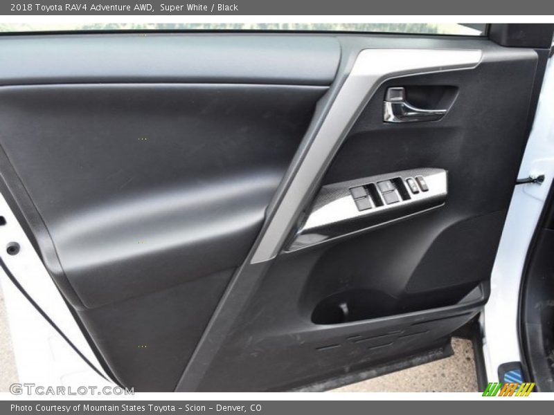 Super White / Black 2018 Toyota RAV4 Adventure AWD