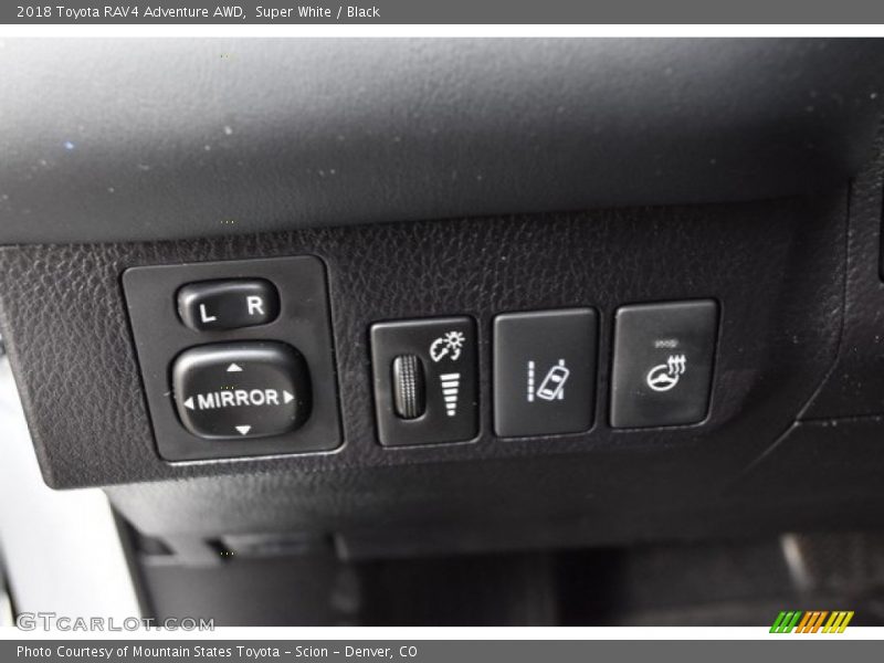 Super White / Black 2018 Toyota RAV4 Adventure AWD