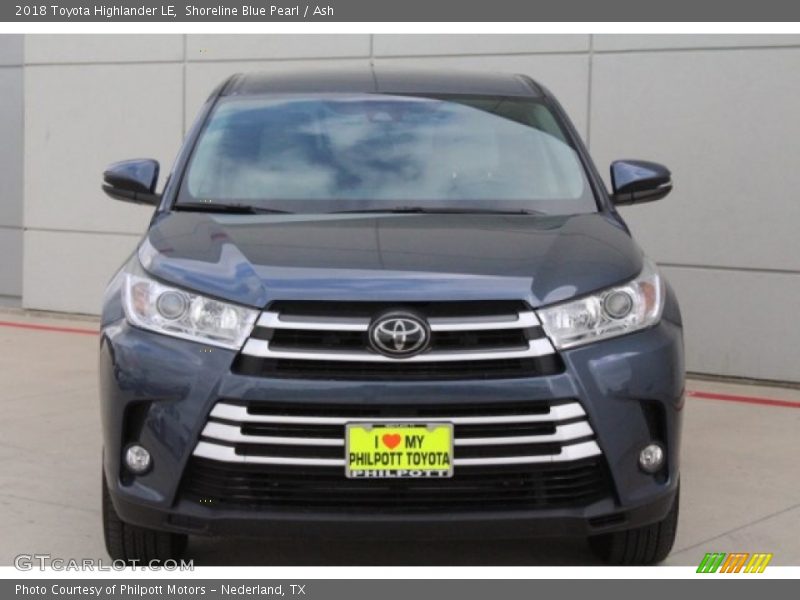 Shoreline Blue Pearl / Ash 2018 Toyota Highlander LE