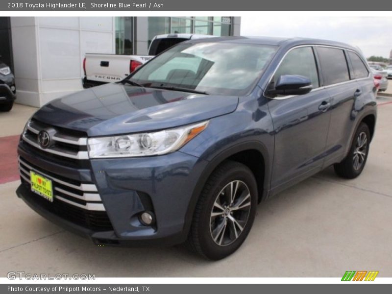Shoreline Blue Pearl / Ash 2018 Toyota Highlander LE