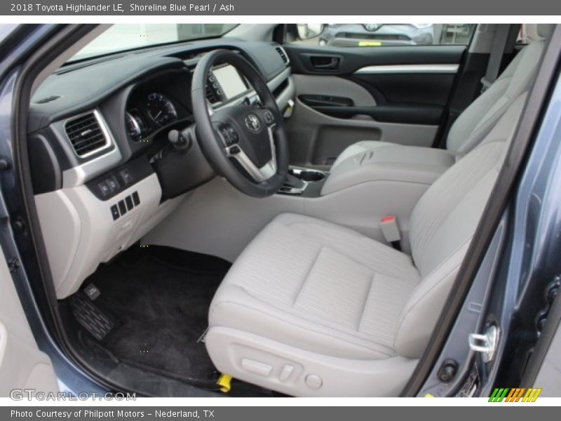 Shoreline Blue Pearl / Ash 2018 Toyota Highlander LE