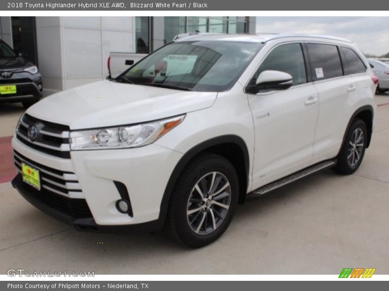 Blizzard White Pearl / Black 2018 Toyota Highlander Hybrid XLE AWD