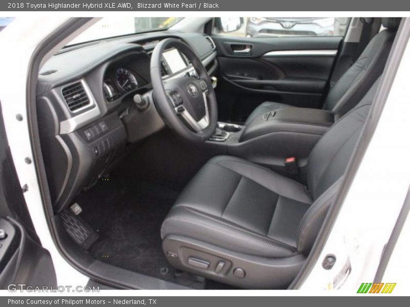 Blizzard White Pearl / Black 2018 Toyota Highlander Hybrid XLE AWD