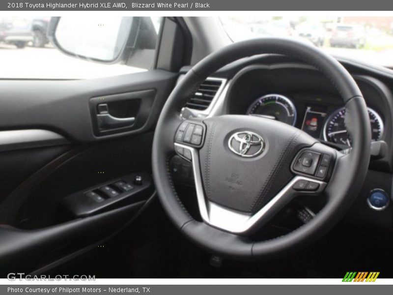  2018 Highlander Hybrid XLE AWD Steering Wheel