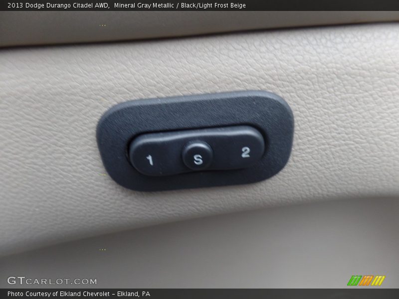 Mineral Gray Metallic / Black/Light Frost Beige 2013 Dodge Durango Citadel AWD