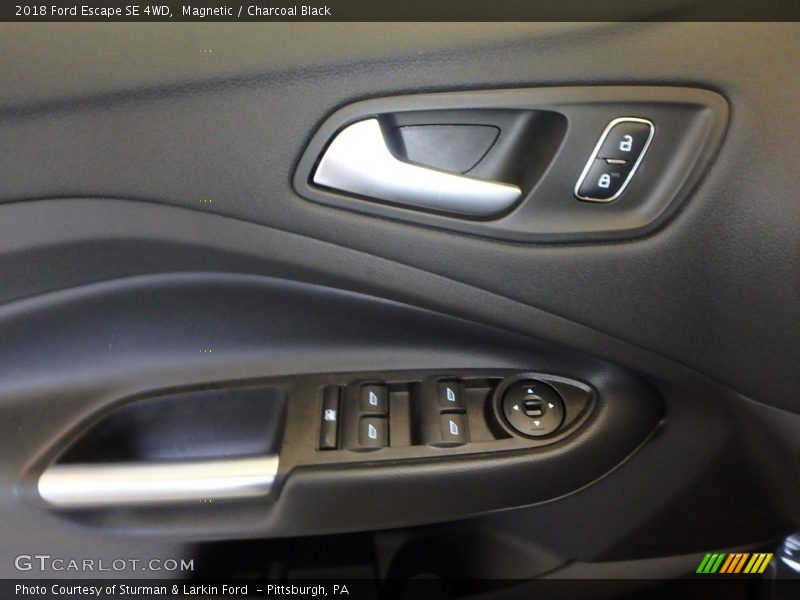 Magnetic / Charcoal Black 2018 Ford Escape SE 4WD