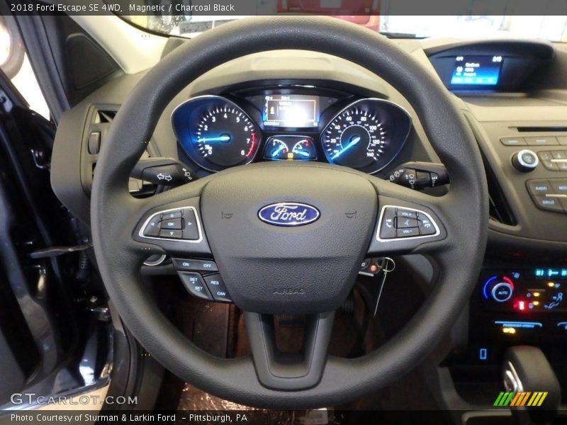 Magnetic / Charcoal Black 2018 Ford Escape SE 4WD