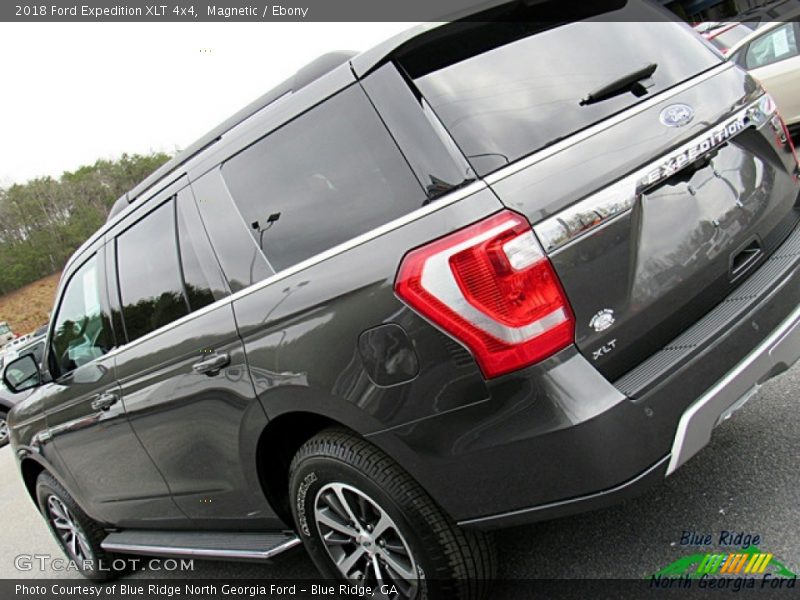 Magnetic / Ebony 2018 Ford Expedition XLT 4x4