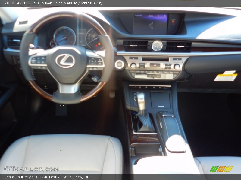 Silver Lining Metallic / Stratus Gray 2018 Lexus ES 350