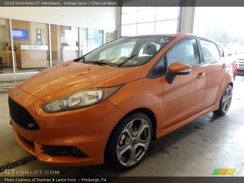 Front 3/4 View of 2018 Fiesta ST Hatchback