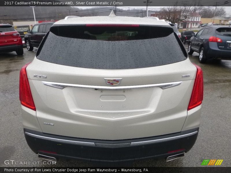 Silver Coast Metallic / Cirrus 2017 Cadillac XT5 Premium Luxury AWD
