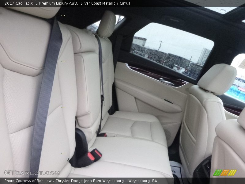 Silver Coast Metallic / Cirrus 2017 Cadillac XT5 Premium Luxury AWD