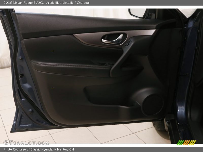 Arctic Blue Metallic / Charcoal 2016 Nissan Rogue S AWD