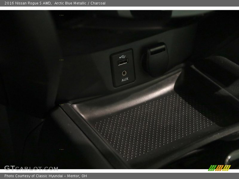 Arctic Blue Metallic / Charcoal 2016 Nissan Rogue S AWD