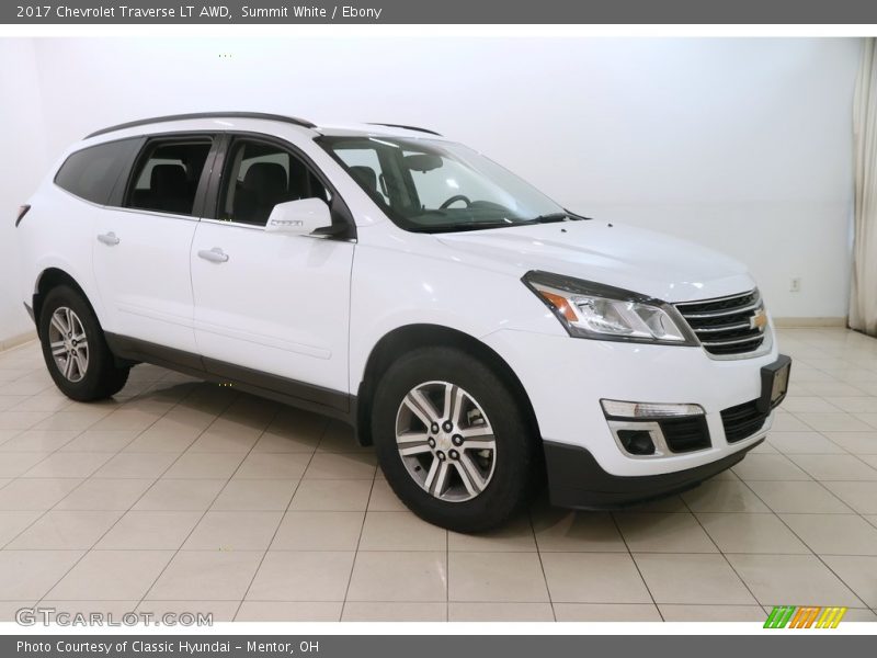 Summit White / Ebony 2017 Chevrolet Traverse LT AWD