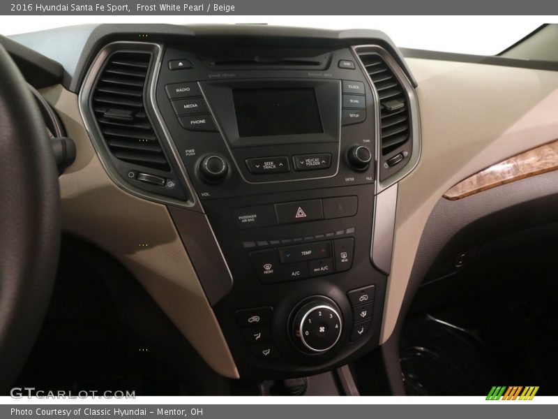 Frost White Pearl / Beige 2016 Hyundai Santa Fe Sport