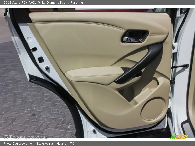 White Diamond Pearl / Parchment 2018 Acura RDX AWD