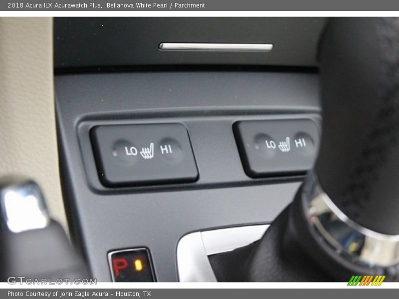 Bellanova White Pearl / Parchment 2018 Acura ILX Acurawatch Plus
