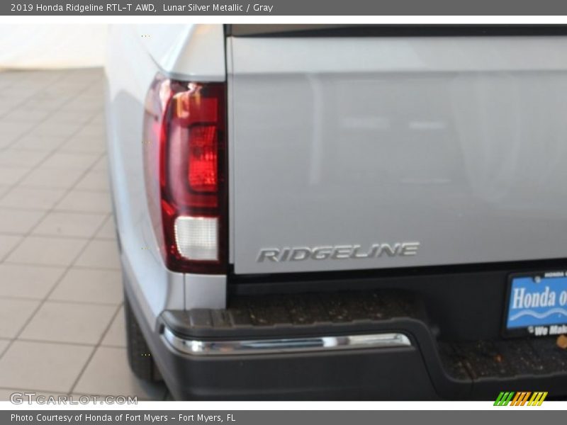 Lunar Silver Metallic / Gray 2019 Honda Ridgeline RTL-T AWD