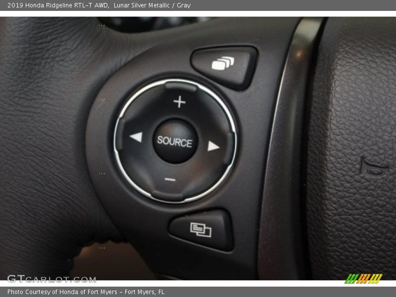 Controls of 2019 Ridgeline RTL-T AWD