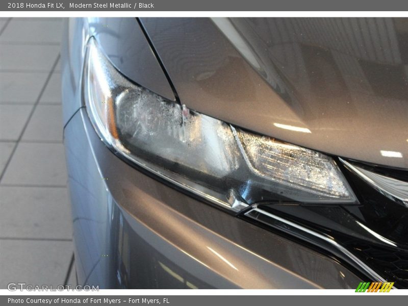 Modern Steel Metallic / Black 2018 Honda Fit LX