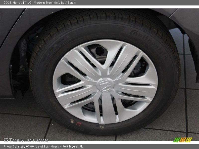 Modern Steel Metallic / Black 2018 Honda Fit LX