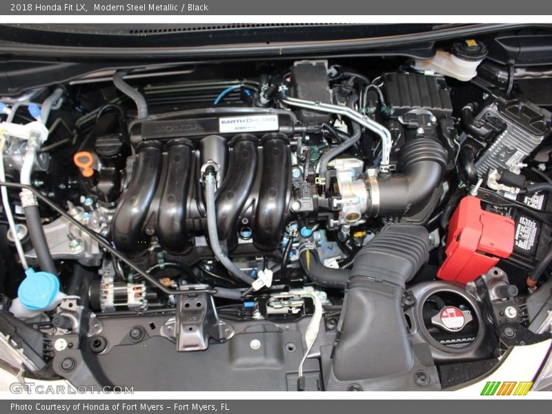Modern Steel Metallic / Black 2018 Honda Fit LX