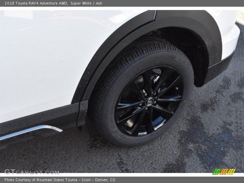 Super White / Ash 2018 Toyota RAV4 Adventure AWD