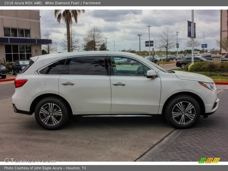 White Diamond Pearl / Parchment 2018 Acura MDX AWD
