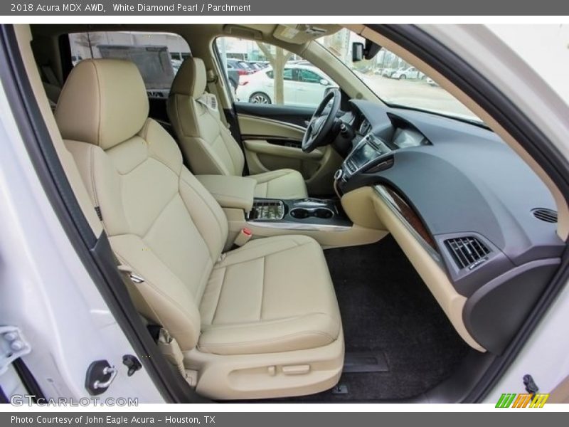 White Diamond Pearl / Parchment 2018 Acura MDX AWD