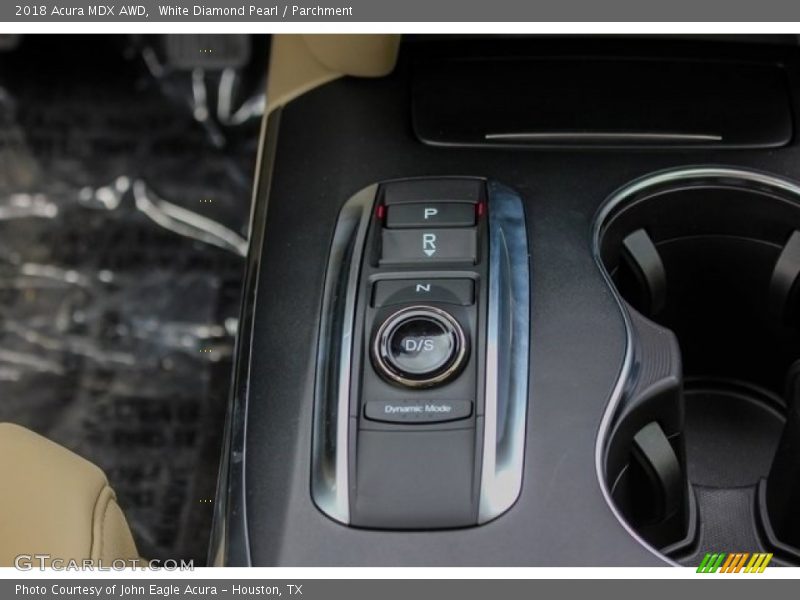 White Diamond Pearl / Parchment 2018 Acura MDX AWD