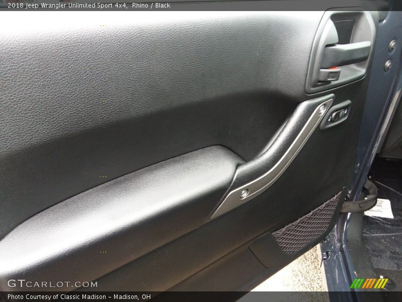 Rhino / Black 2018 Jeep Wrangler Unlimited Sport 4x4