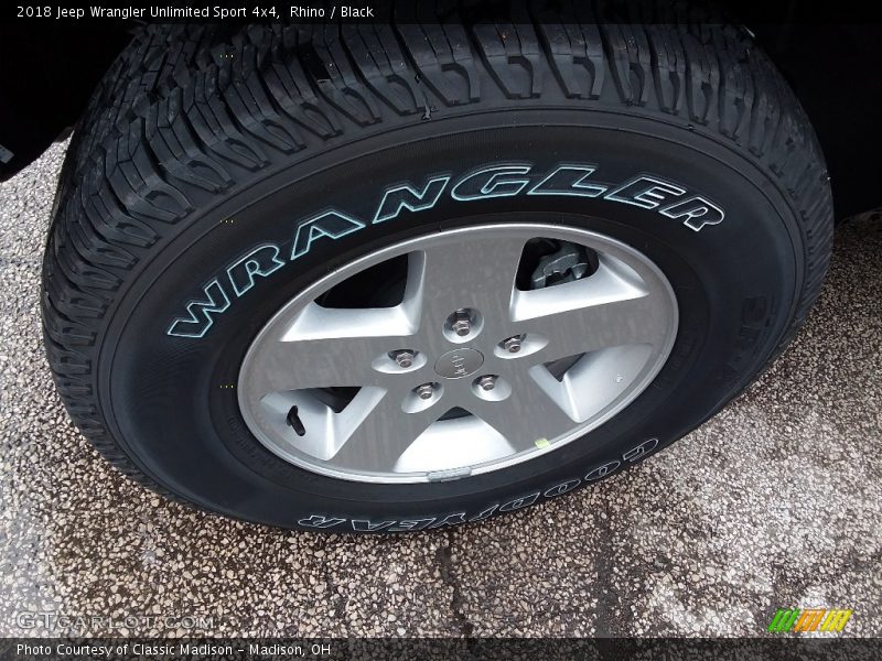 Rhino / Black 2018 Jeep Wrangler Unlimited Sport 4x4