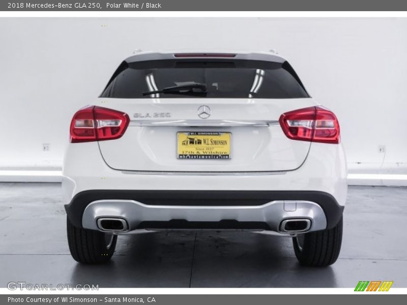 Polar White / Black 2018 Mercedes-Benz GLA 250