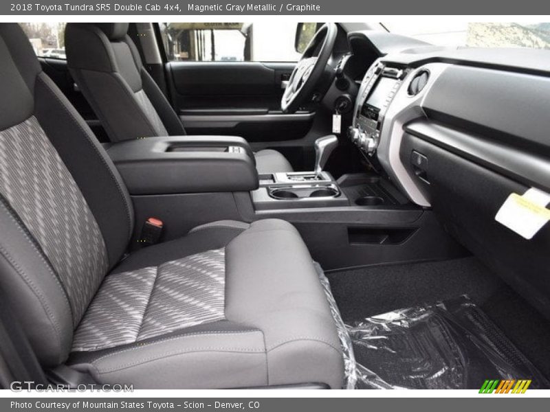 Magnetic Gray Metallic / Graphite 2018 Toyota Tundra SR5 Double Cab 4x4