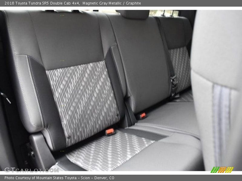 Magnetic Gray Metallic / Graphite 2018 Toyota Tundra SR5 Double Cab 4x4
