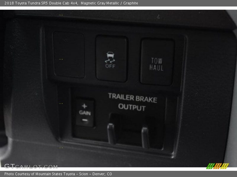 Magnetic Gray Metallic / Graphite 2018 Toyota Tundra SR5 Double Cab 4x4