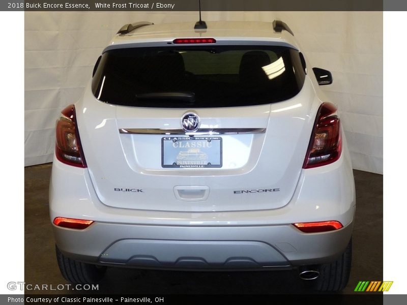 White Frost Tricoat / Ebony 2018 Buick Encore Essence
