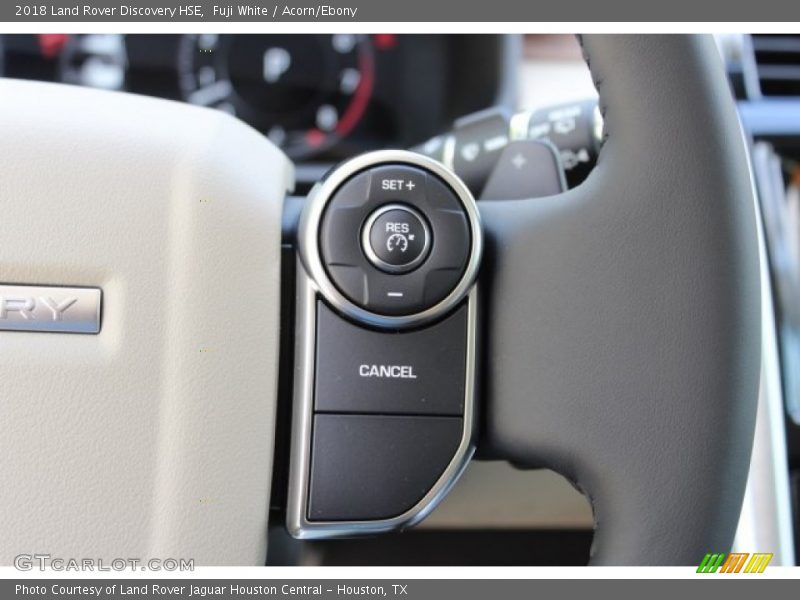 Fuji White / Acorn/Ebony 2018 Land Rover Discovery HSE