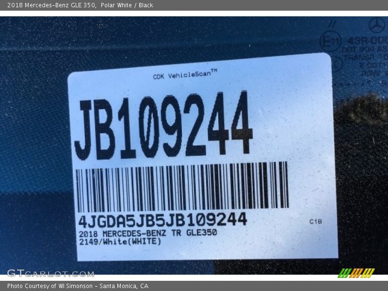 Polar White / Black 2018 Mercedes-Benz GLE 350