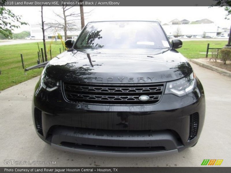 Farallon Pearl Black / Acorn/Ebony 2018 Land Rover Discovery HSE