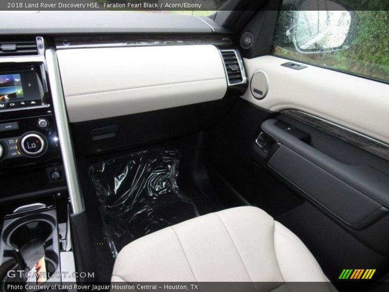 Farallon Pearl Black / Acorn/Ebony 2018 Land Rover Discovery HSE