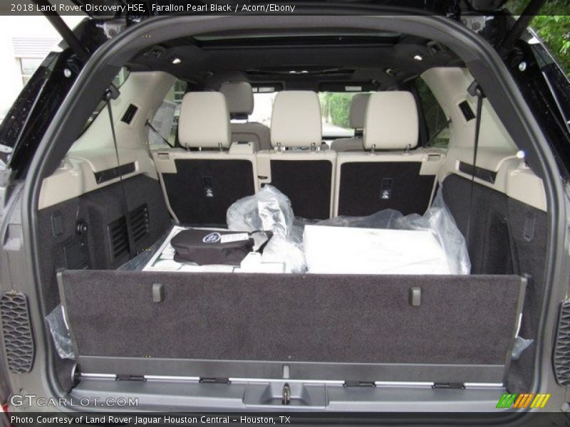 Farallon Pearl Black / Acorn/Ebony 2018 Land Rover Discovery HSE