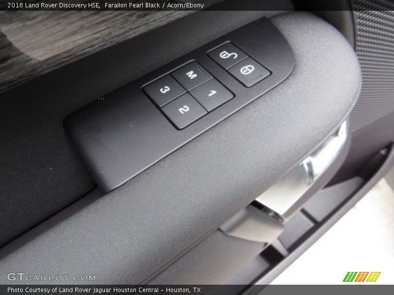 Farallon Pearl Black / Acorn/Ebony 2018 Land Rover Discovery HSE
