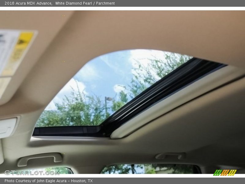 White Diamond Pearl / Parchment 2018 Acura MDX Advance