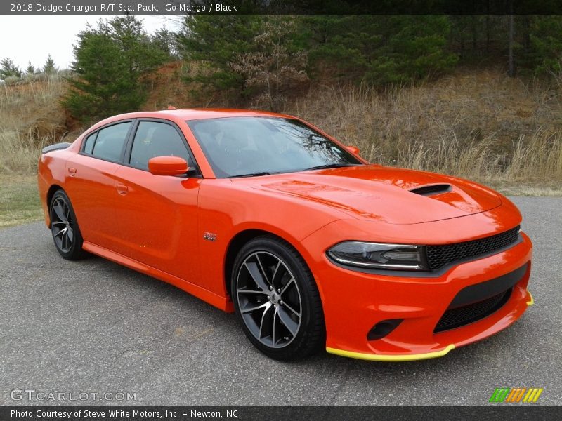 Go Mango / Black 2018 Dodge Charger R/T Scat Pack
