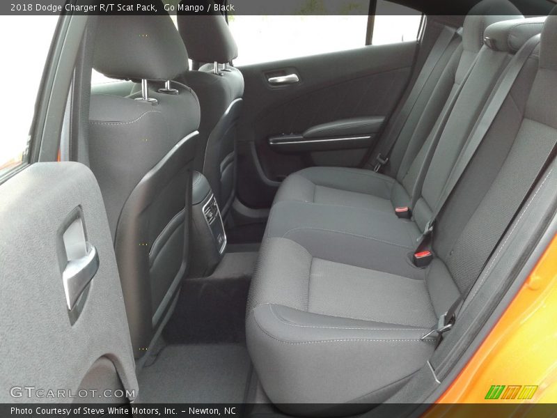Go Mango / Black 2018 Dodge Charger R/T Scat Pack