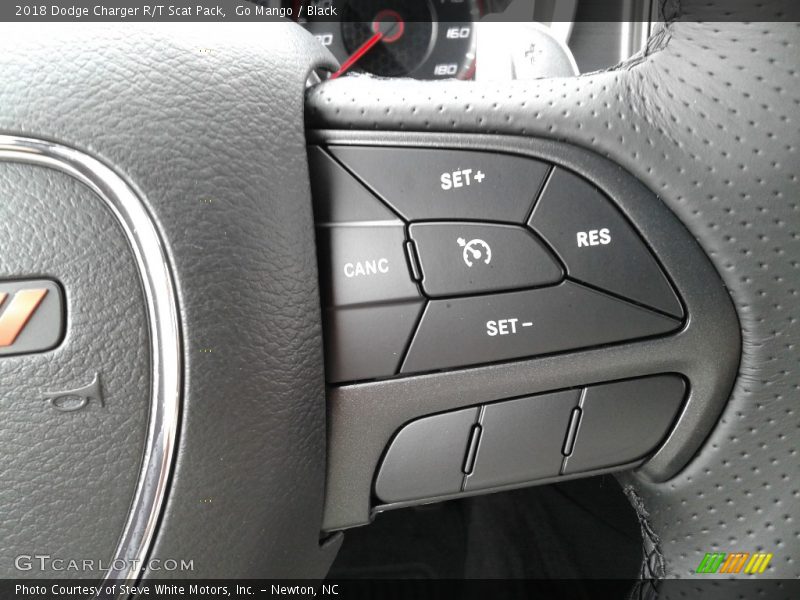 Go Mango / Black 2018 Dodge Charger R/T Scat Pack
